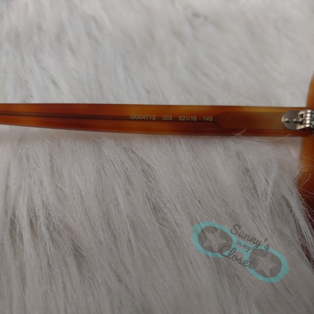 Gucci Big Frame Sunglasses 😎 GG0471s Perfect for Summer😍♥️ - Picture 5 of 7